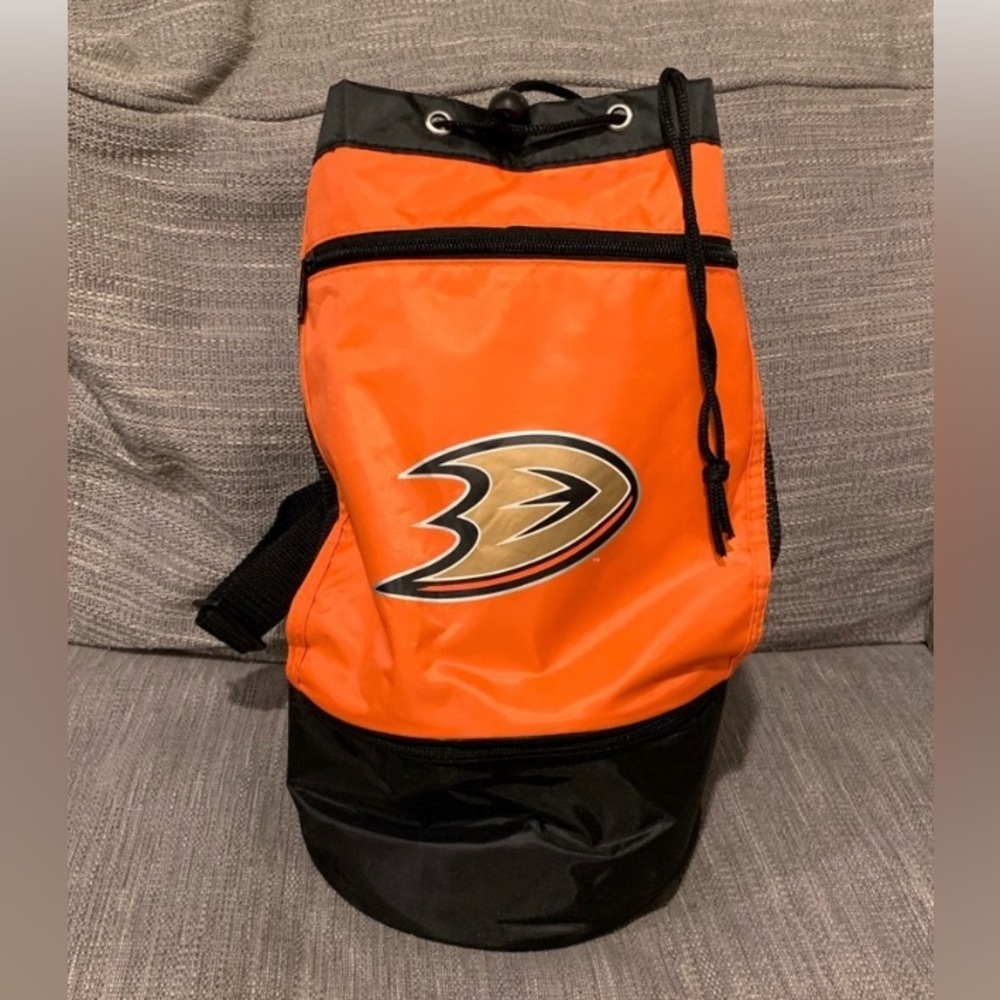 Anaheim Ducks bag/lunch pack